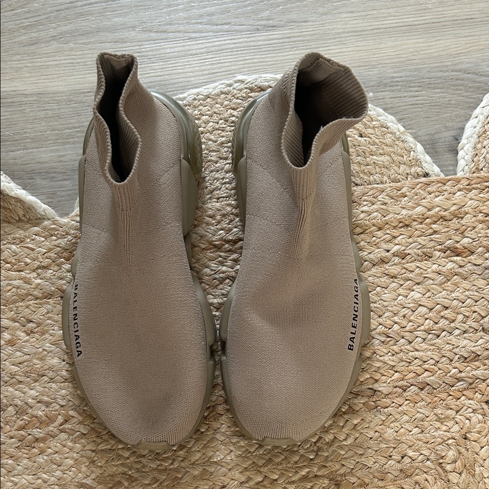 Balenciaga women’s Beige Sock Sneakers 38 Sz 8 authentic - Picture 4 of 7